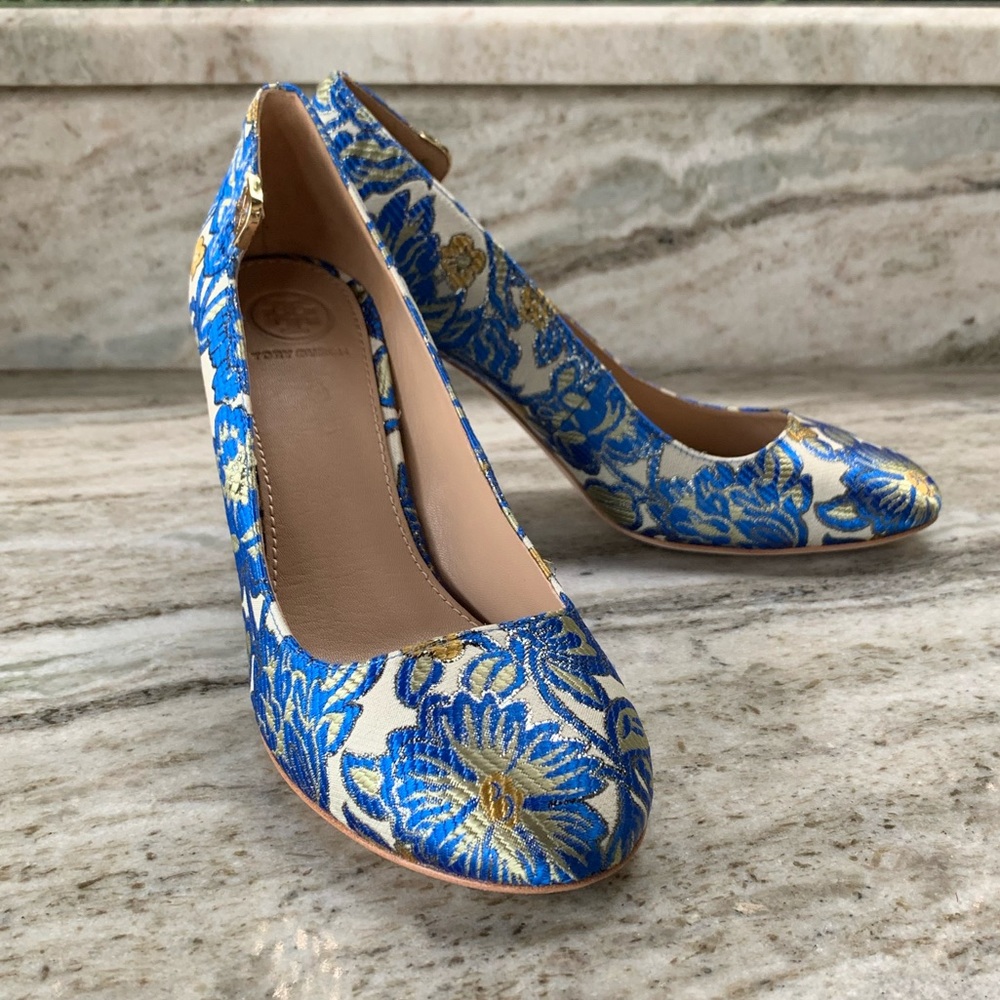 Tory Burch Round-toe Pump